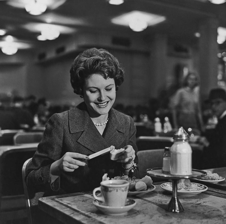 1950s: Eat as quietly as possible.