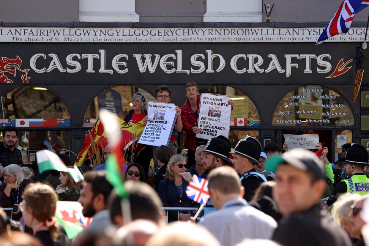 Anti-Royalists demonstrate ahead of a visit by the King and Queen Consort, to Cardiff Castle, in south Wales on September 16, 2022. - King Charles III heads to Wales for the last of his visits to the four nations of the United Kingdom as preparations for the queen's state funeral gather pace. (Photo by ADRIAN DENNIS / AFP) (Photo by ADRIAN DENNIS/AFP via Getty Images)