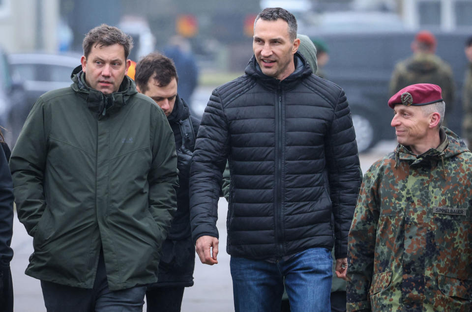 Lars Klingbeil und Vladimir Klitschko (Bild: AFP)