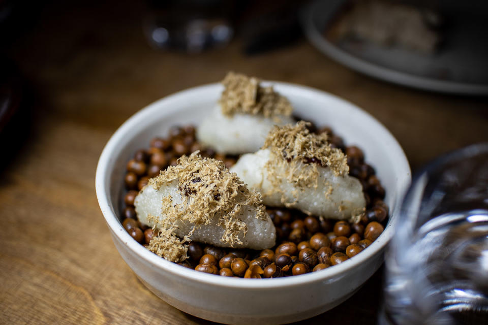 Fried Mochi Dumpling (PHOTO: Zat Astha/Yahoo Lifestyle SEA)