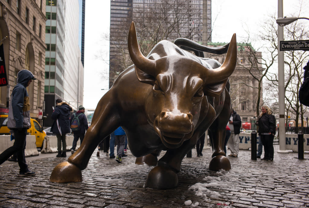 Wall Street Bull. (Photo by Robert Nickelsberg/Getty Images)