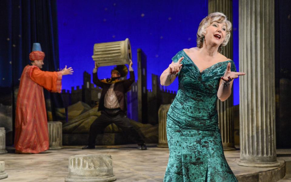 Lesley Garrett in the messiah