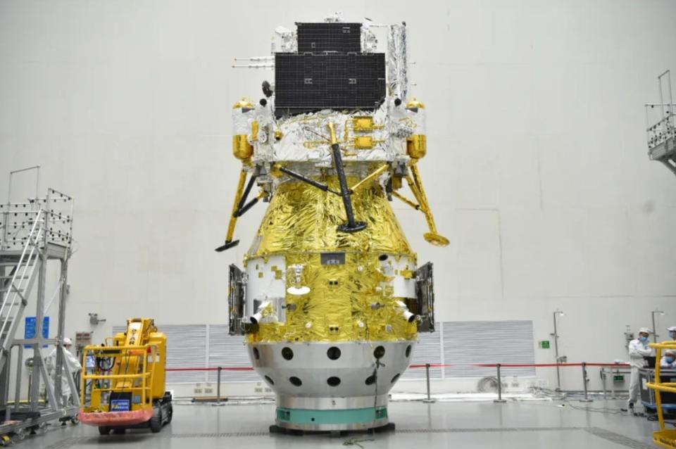 La nave espacial Chang'e-6 parece tener un rover no anunciado adjunto al módulo de aterrizaje (CAST).