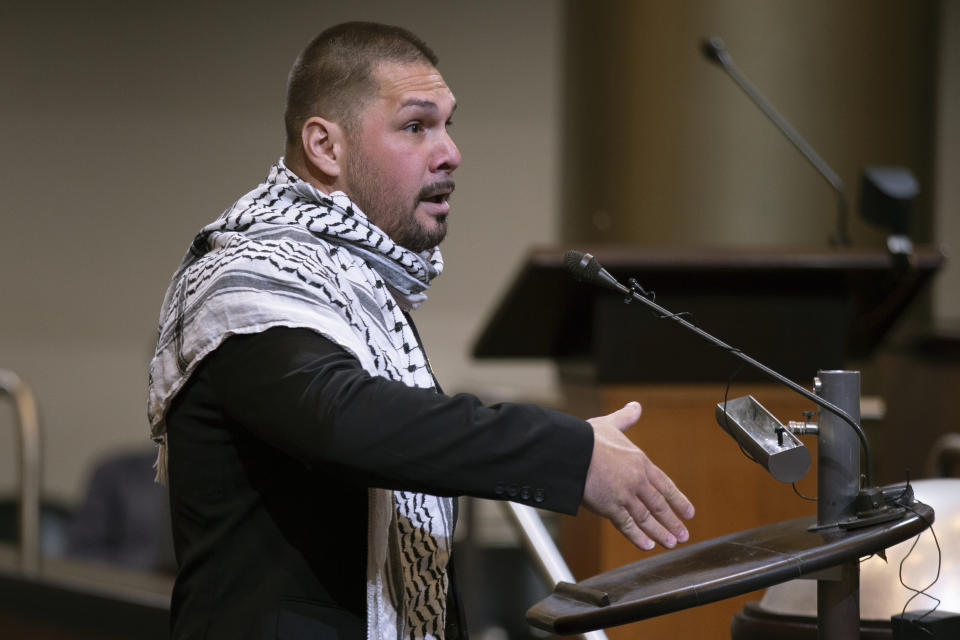 A man speaks out against a resolution calling for an immediate cease-fire in Gaza, Monday, Nov. 27, 2023, in Oakland, Calif. (AP Photo/D. Ross Cameron)