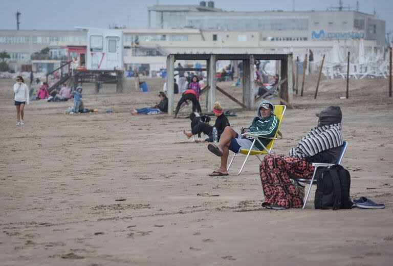 A la playa, pero con abrigo