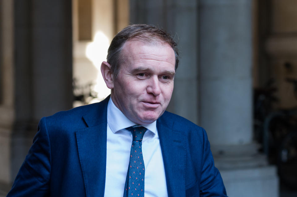 Secretary of State for Environment, Food and Rural Affairs George Eustice returns to Downing Street in central London after attending weekly Cabinet meeting at the Foreign Office on 20 October, 2020 in London, England. (Photo by WIktor Szymanowicz/NurPhoto via Getty Images)