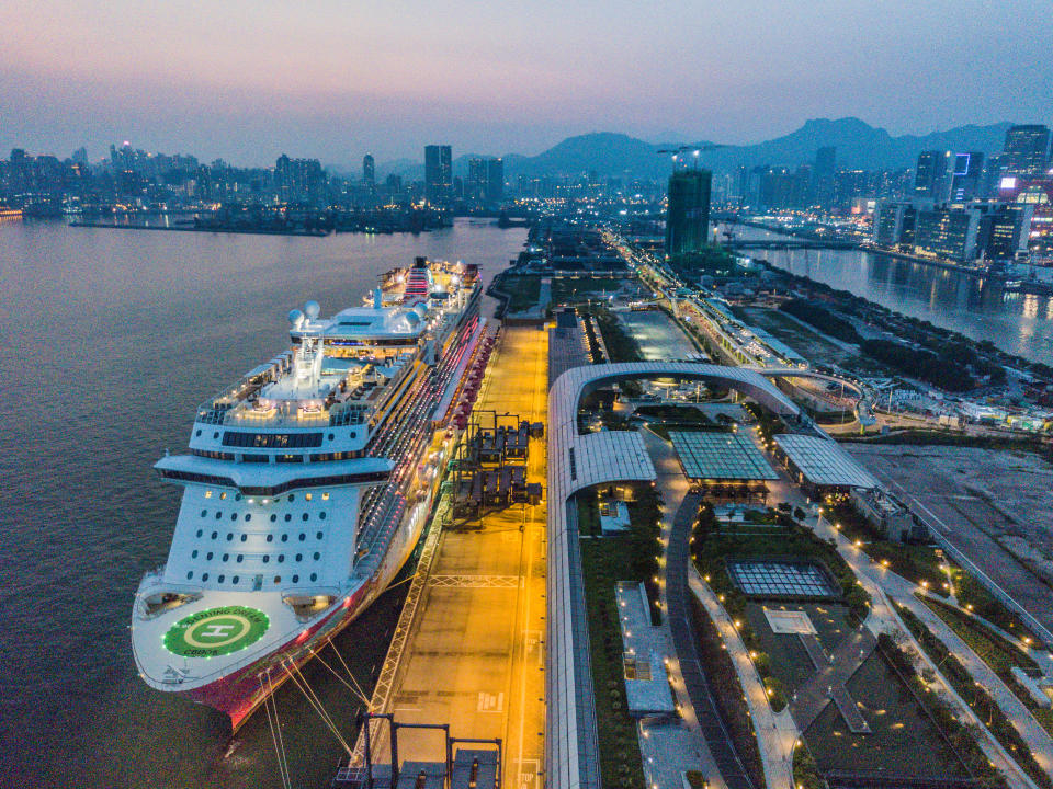 MIAMI QUAY I （跑道中央樓宇地盤）位於啟德跑道區的中央，鄰近郵輪碼頭，亦可使用啟德橋前往觀塘商貿區。 (Marc Fernandes/NurPhoto via Getty Images)