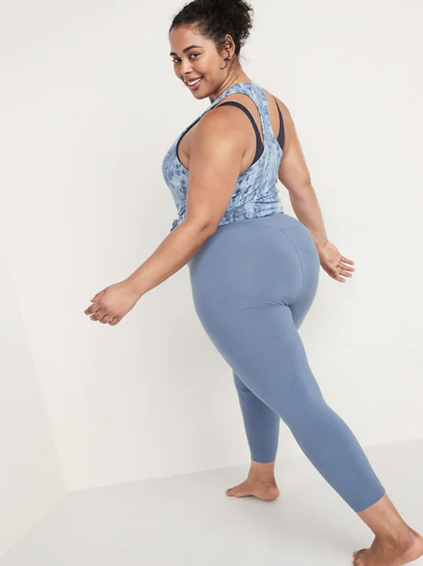 Extra High-Waisted PowerChill 7/8-Length Leggings in Catalina (Photo via Old Navy)