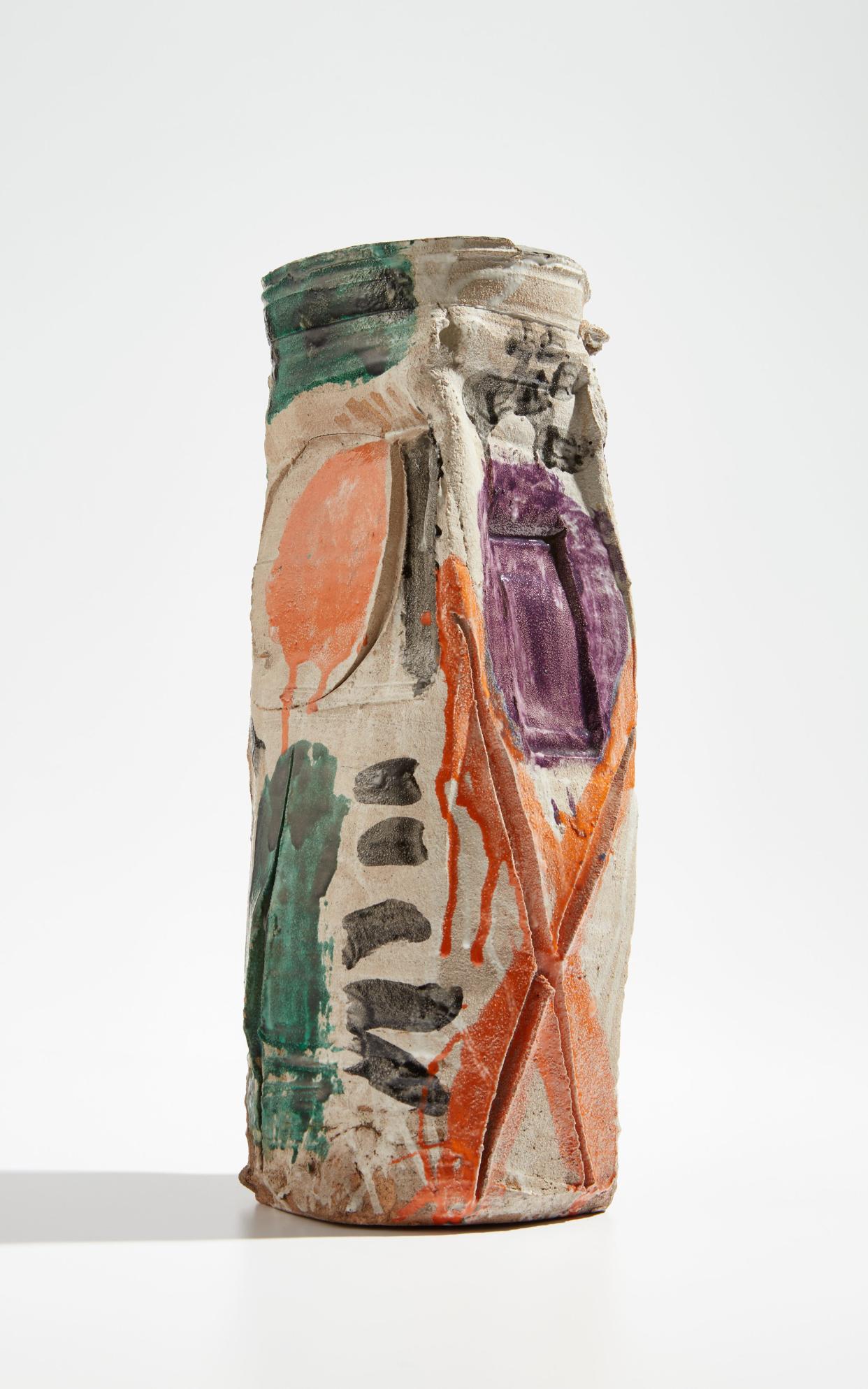  Peter Voulkos, Untitled vase, 1959 - Courtesy Phillip's/Voulkos Family Trust