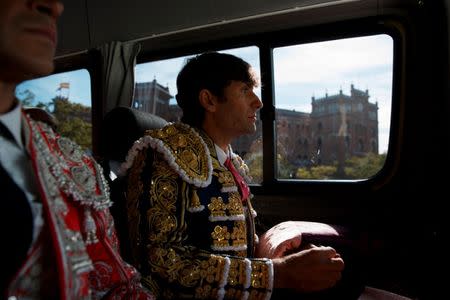 Alberto Lamelas looks concentrated inside a van as he arrives at Las Ventas bullring to take part in a bullfighting during the San Isidro festival in Madrid, Spain, June 5, 2017. REUTERS/Sergio Perez