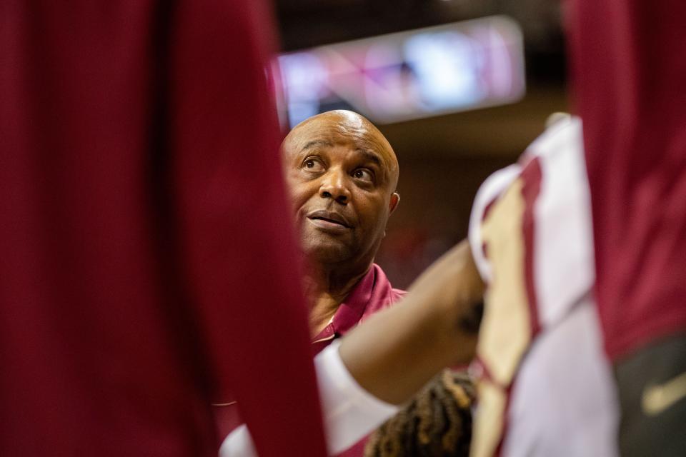 Florida State Seminoles head coach Leonard Hamilton talks to his team during a timeout. The Florida State Seminoles defeated the Georgia Tech Yellow Jackets 75-64 at the Tucker Civic Center on Saturday, Jan. 7, 2023.
