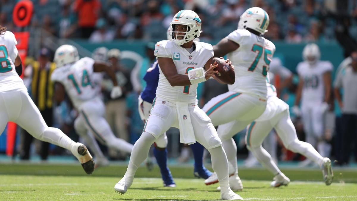 Tua Tagovailoa and his jiu-jitsu coach watch film of his sacks to improve  how he falls - NBC Sports