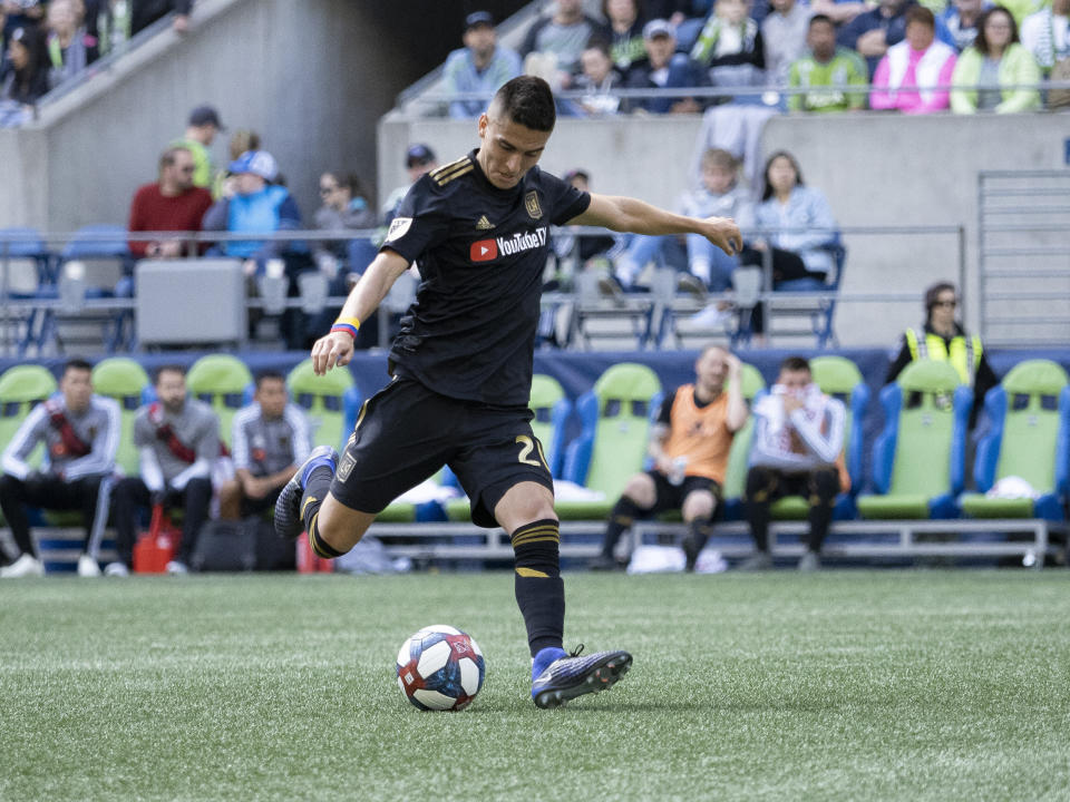 SEATTLE, WA - APRIL 28: Los Angeles FC midfielder Eduard Atuesta (20) dribbles the ball down field during the MLS regular season match between Los Angeles FC and Seattle Sounders FC on April 28, 2019, at CenturyLink Field in Seattle, WA.(Photo by Joseph Weiser/Icon Sportswire via Getty Images)