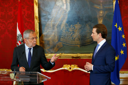 Austria's Chancellor Sebastian Kurz and Austrian President Alexander Van der Bellen attend a news conference, in Vienna, Austria, May 19, 2019. REUTERS/Leonhard Foeger