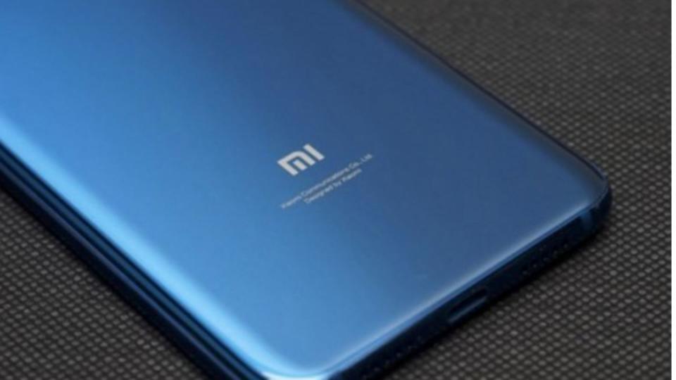 El Pocophone F1 de Xiaomi es uno de esos móviles que lo tiene todo y que no cuesta un dineral (Xiaomi)