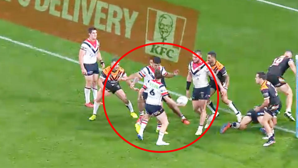 Luke Keary pulled off an incredible try assist against the Tigers. (Image: Fox Sports)