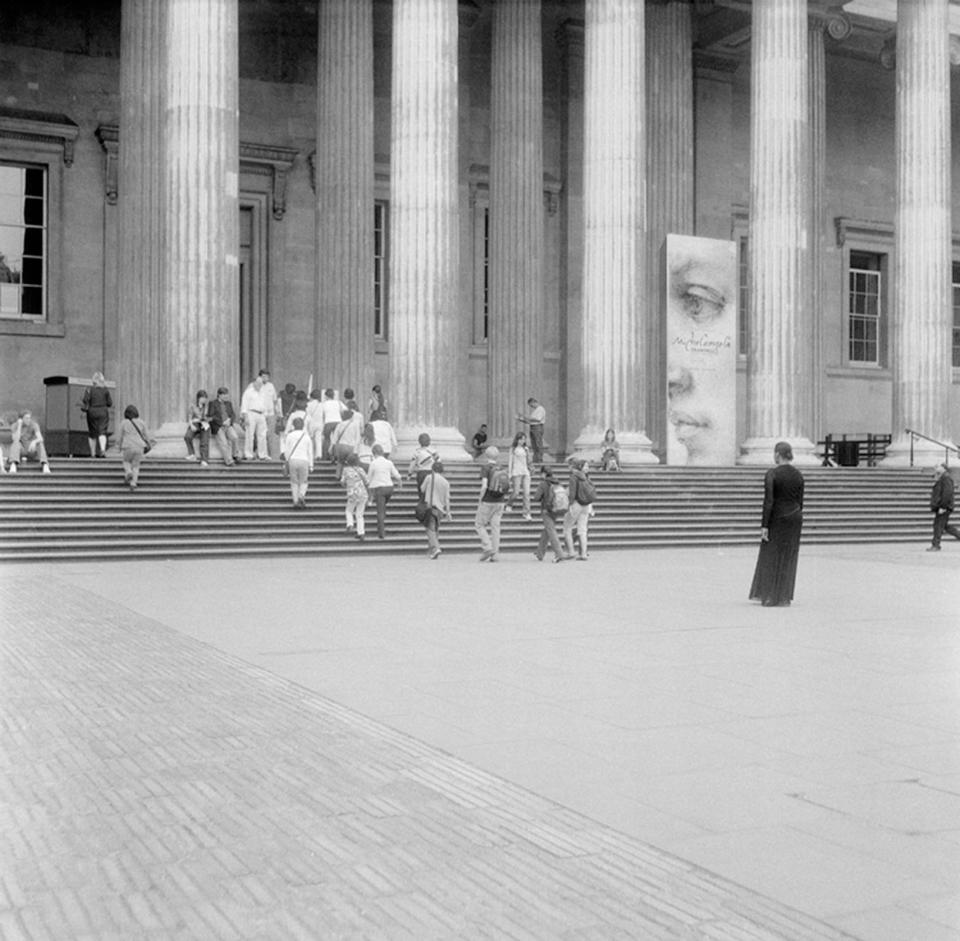 Carrie Mae Weems, The British Museum, 2006–. Digital c-print. 50 1/4 x 50 inches / 127.6 x 127 cm. Edition of 5 + 2 AP.