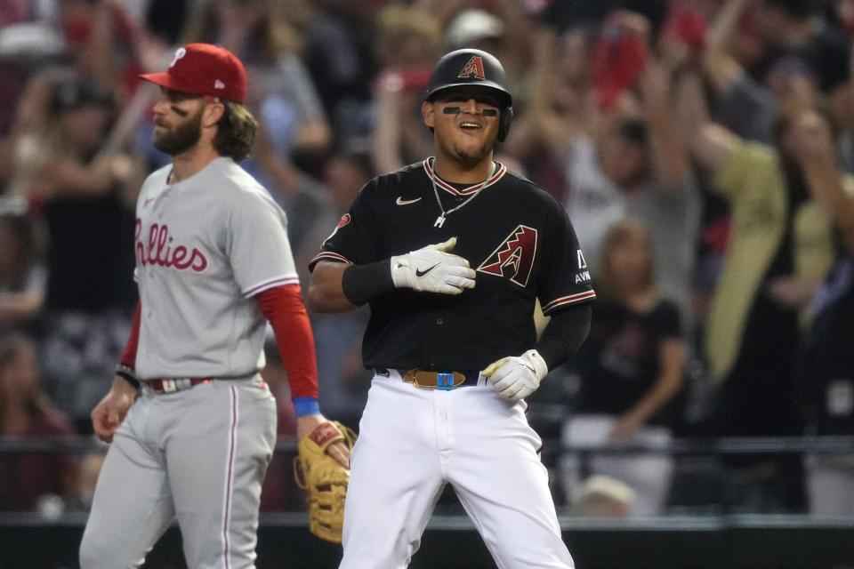 Gabriel Moreno celebrates after hitting an RBI single in Game 4.