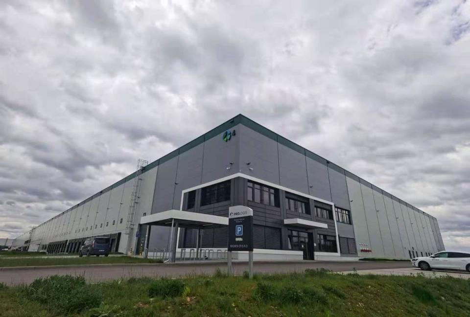集團旗下位於捷克布拉格的敏能工廠，日前拿下1300億元電動車電池盒訂單。（敏實集團提供）