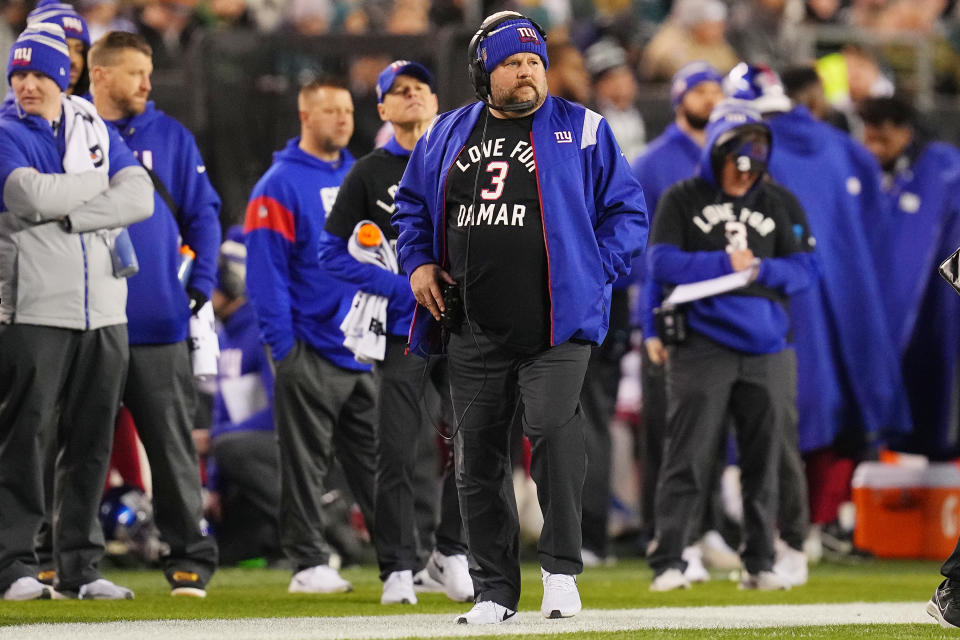 PHILADELPHIA, PENNSYLVANIA – JANUARY 08: Head coach Brian Daboll of the New York Giants looks on during the second quarter against the Philadelphia Eagles at Lincoln Financial Field on January 08, 2023 in Philadelphia, Pennsylvania. (Photo by Mitchell Leff/Getty Images)