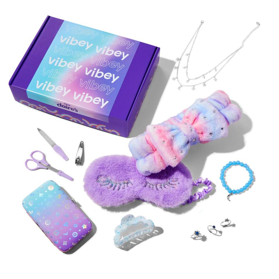 <p>claires.com</p><p><strong>$19.99</strong></p><p>Is your favorite teen obsessed with trendy accessories? If so, give them the gift of endless style with a Claire’s subscription box. Delivered quarterly, the decked out boxes are filled with fun pieces across hair, jewelry, makeup, and more. They’ll be able to accessorize with some of the coolest seasonal items sure to elevate their ensembles.</p><p>RELATED:<strong> <a href="https://www.womansday.com/life/g25215466/subscription-boxes-for-women/" rel="nofollow noopener" target="_blank" data-ylk="slk:36 Best Subscription Boxes for Women to Order Right Now;elm:context_link;itc:0;sec:content-canvas" class="link ">36 Best Subscription Boxes for Women to Order Right Now</a></strong></p>