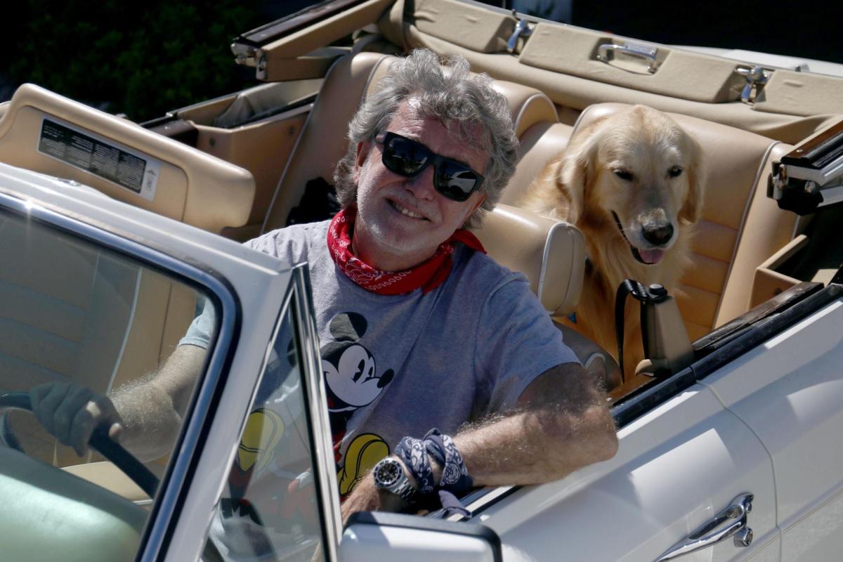 Punta del Este: Pancho Dotto Tours in Exclusive White Rolls Royce with His Dog