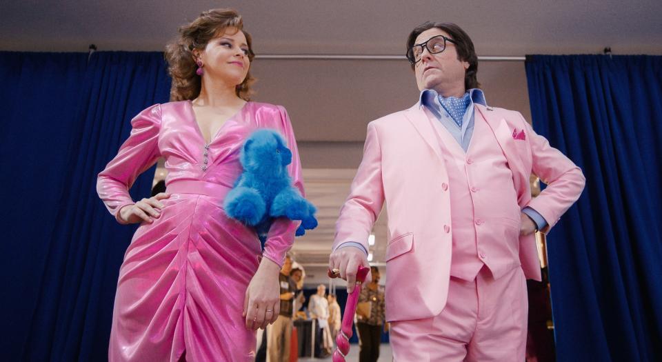 In "The Beanie Bubble," Zach Galifianakis and Elizabeth Banks portray Ty Warner and his business partner Robbie. She is based on Warner's real-life collaborator Patricia Roche.