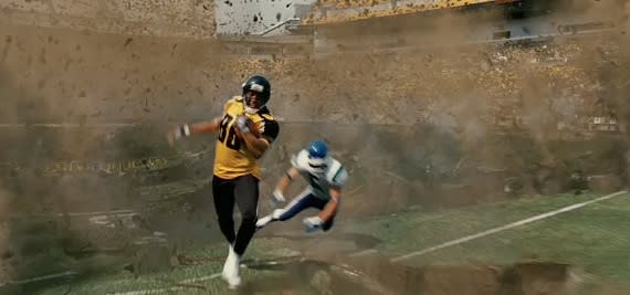 Ben Roethlisberger and Pittsburgh Steelers to play Gotham football team in  latest Batman film