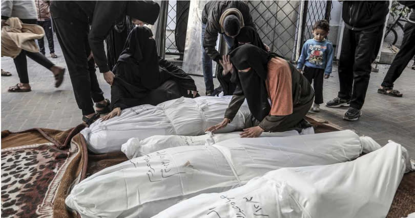 以巴停火7天後戰事再起，自以色列恢復對加薩地區轟炸以來，已有至少700名巴勒斯坦人死亡。（圖／達志／美聯社）