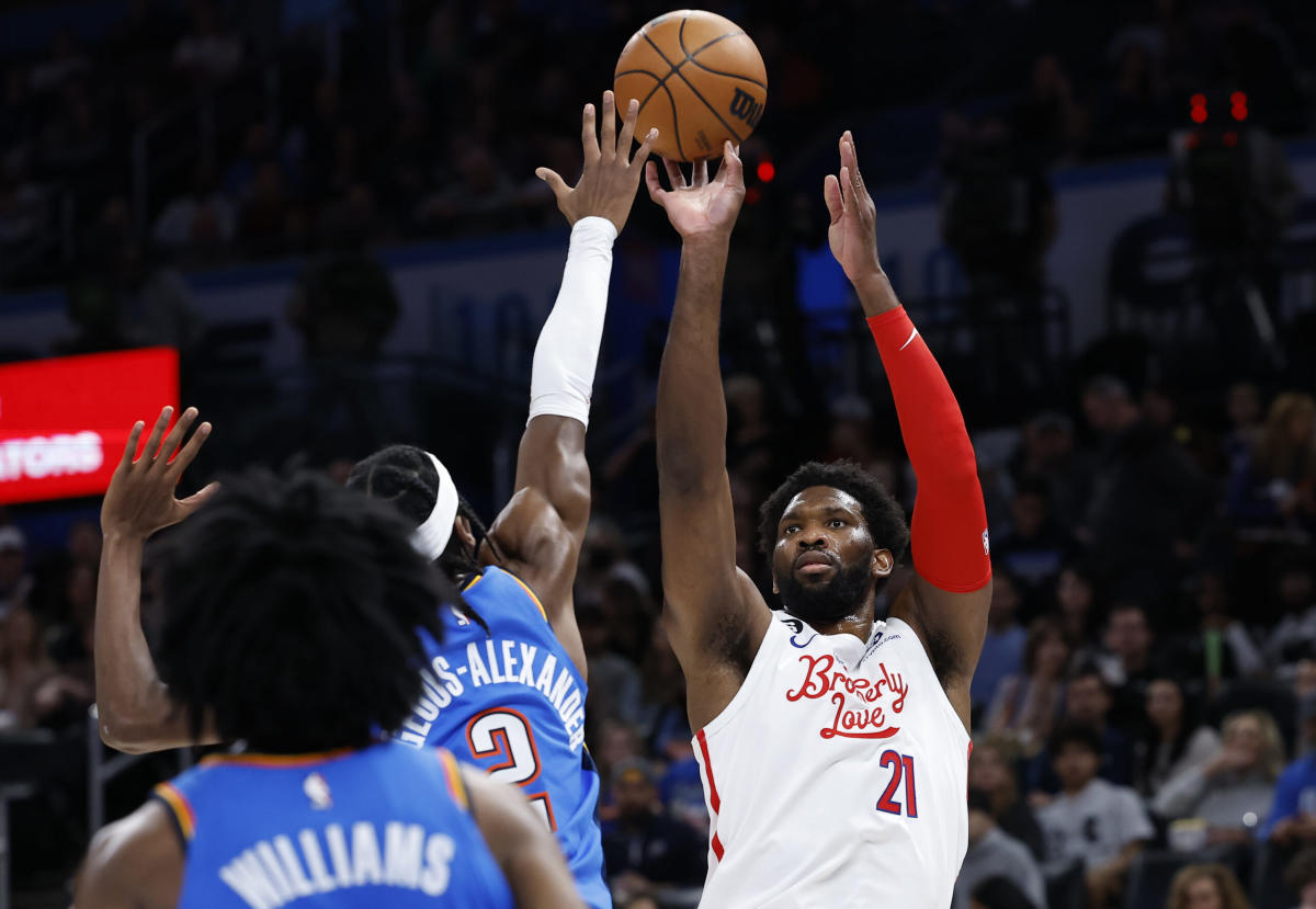 Chet Holmgren talked with Joel Embiid about injury