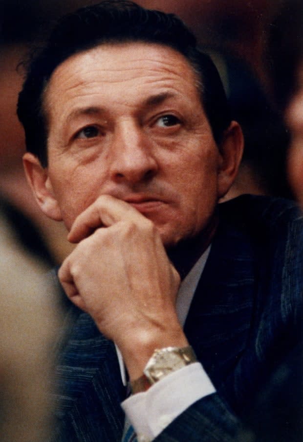 Walter Gretzky, seen here watching a Leafs-Kings game in 1988, died last Thursday at age 82. (Hans Deryk/The Canadian Press - image credit)