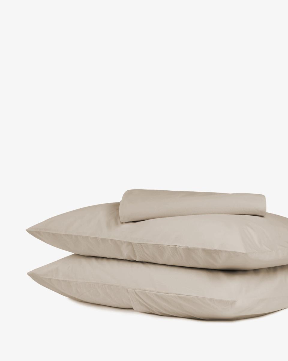 <p><a href="https://go.redirectingat.com?id=74968X1596630&url=https%3A%2F%2Fwww.parachutehome.com%2Fproducts%2Fsheet-set-brushed-cotton&sref=https%3A%2F%2Fwww.menshealth.com%2Ftechnology-gear%2Fg38797960%2Fbest-sheets%2F" rel="nofollow noopener" target="_blank" data-ylk="slk:Shop Now;elm:context_link;itc:0;sec:content-canvas" class="link ">Shop Now</a></p><p>Brushed Cotton Sheet Set</p><p>parachutehome.com</p><p>$169.00</p>