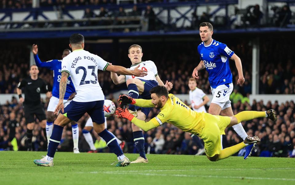 Skipp and Lloris mix up - Offside/Simon Stacpoole