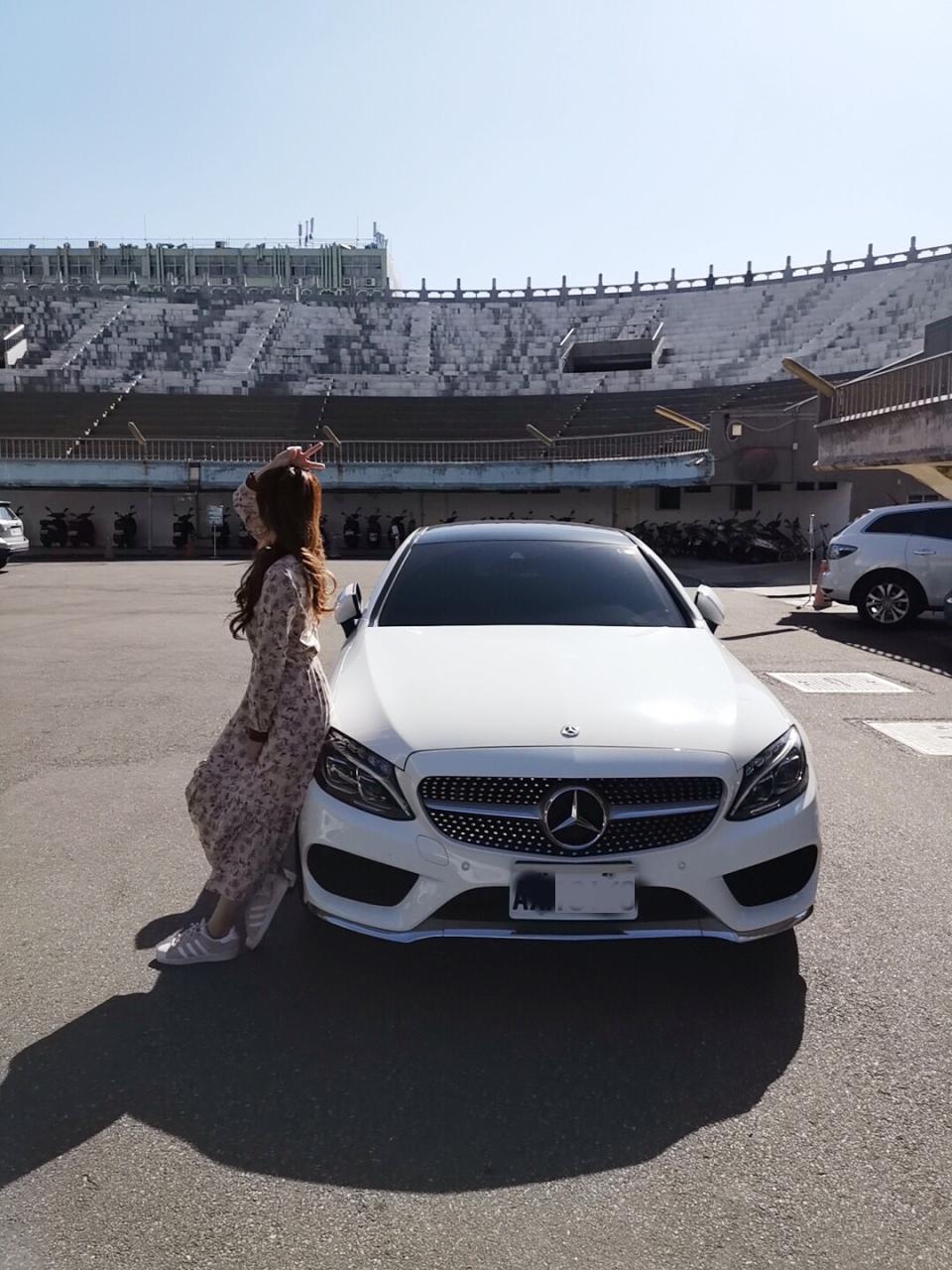 【明星聊愛車】把粉紅Mercedes-Benz C250當男友　解婕翎：第一眼就被外觀吸引