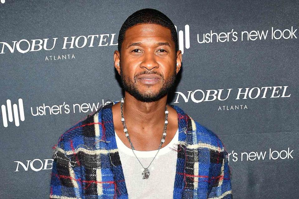 <p>Paras Griffin/Getty</p> Usher.