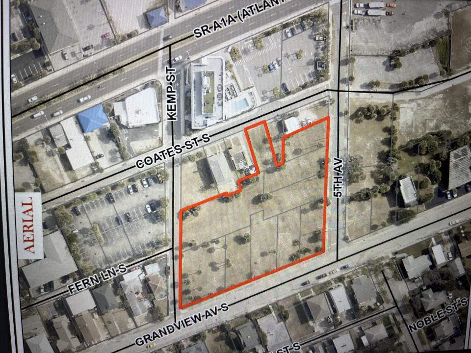 The area outlined in red shows the 1.25-acre property on Daytona's beachside that could become home to a new parking garage. The site is behind the Streamline Hotel on State Road A1A.