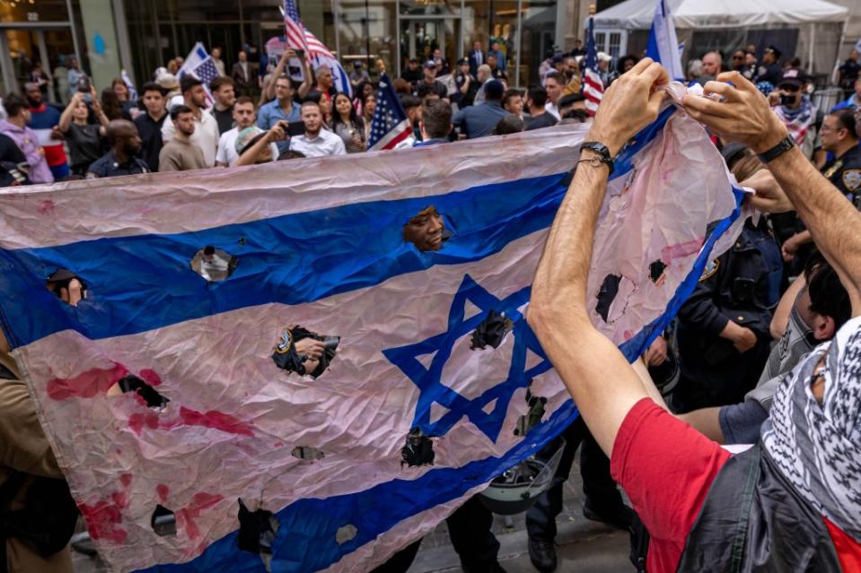 Hate crimes against Jewish New Yorkers have skyrocketed since Oct. 7. ZUMAPRESS.com