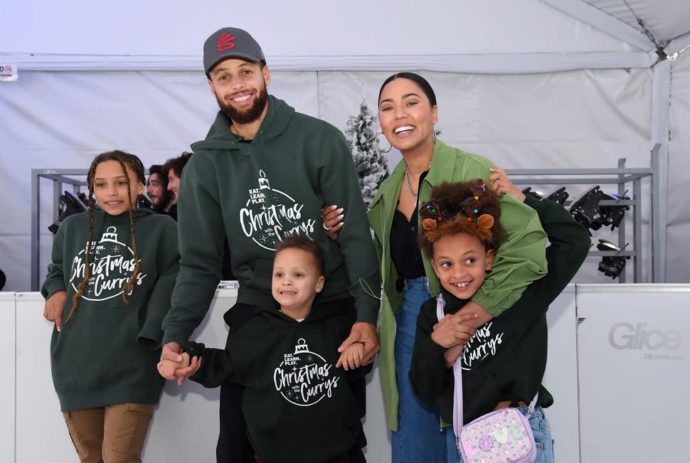 Riley Elizabeth Curry, Stephen Curry, Canon W. Jack Curry, Ayesha Curry and Ryan Carson Curry