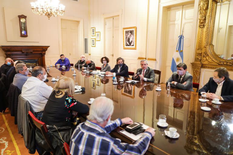 El Gobierno en una de las tantas reuniones con la CGT