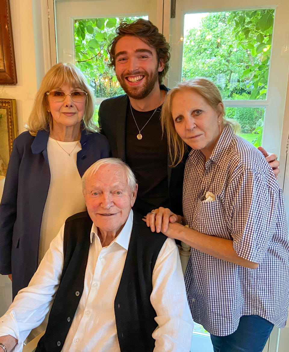 (L-R) Susan Hampshire, Nicholas Connor, Nichola McAuliffe and Julian Glover (seated)