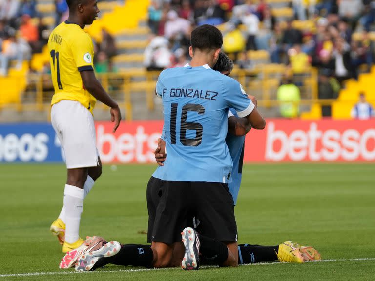 Uruguay lidera junto a Brasil y puede clasificarse al Mundial de la categoría en esta misma fecha si consigue sumar