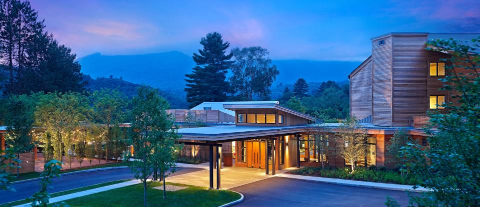 Enjoy the wide-open spaces of Stowe at Topnotch Resort, tucked into 120 acres at the base of Mount Mansfield.