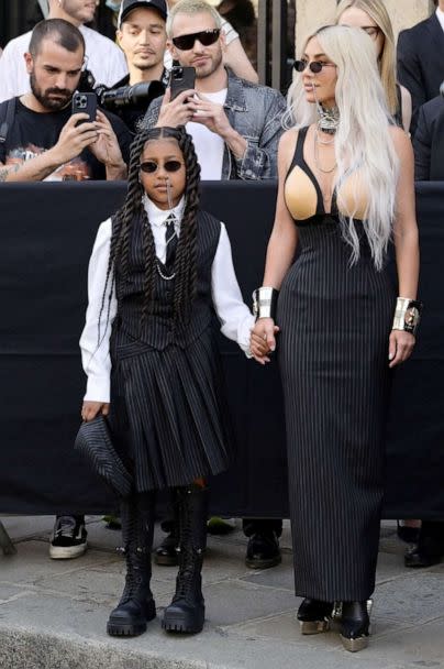 PHOTO: Kim Kardashian and her daughter North West arrive to attend Fashion Week in Paris, July 6, 2022. (AFP via Getty Images)