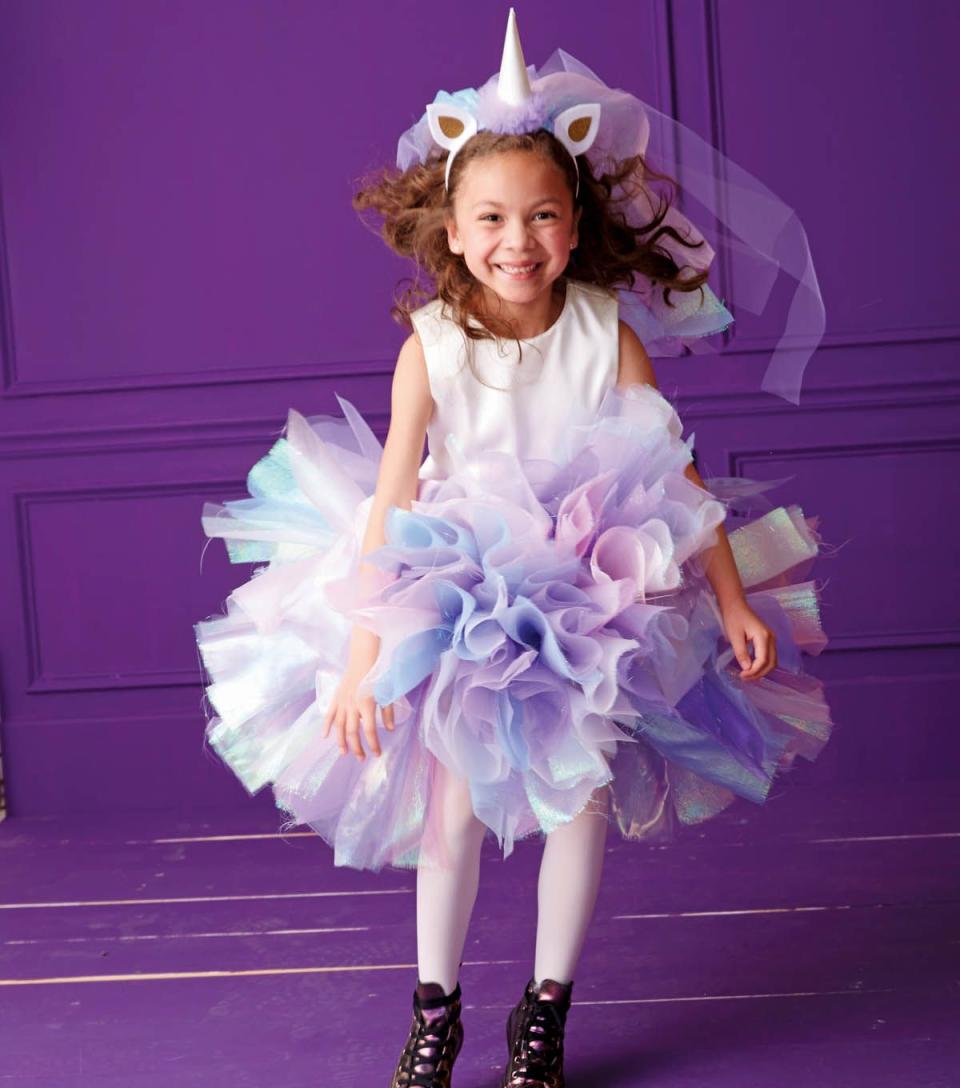 DIY Pastel Tulle Unicorn Costume