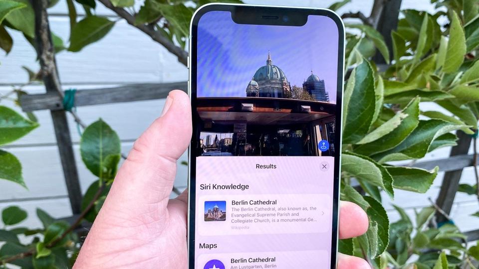 How to use visual look up in ios 15