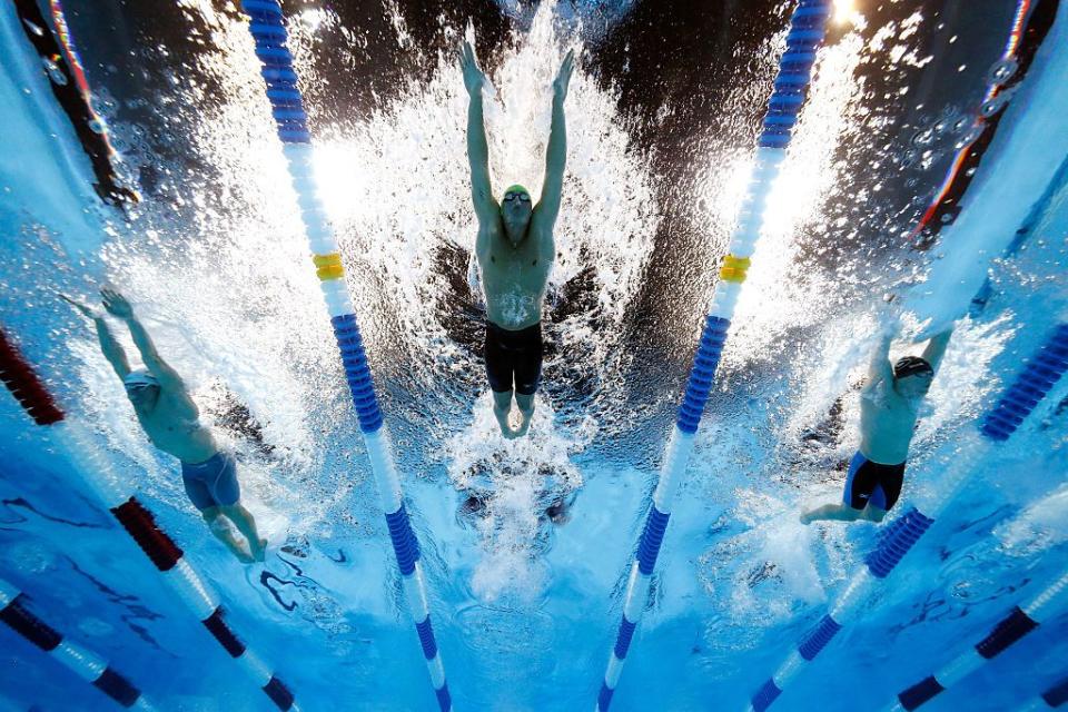 2016: US Swimmers Vandalize Gas Station Bathroom