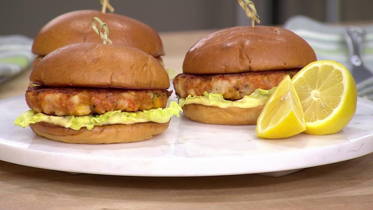 Caribbean Shrimp Burger Recipe (VIDEO) - A Spicy Perspective