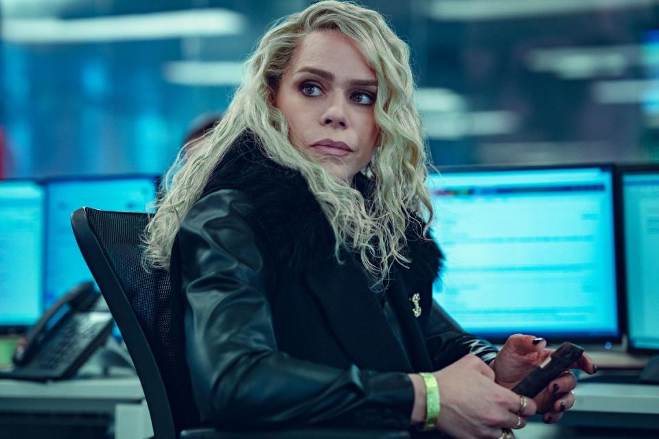 billie piper as sam mcalister, scoop