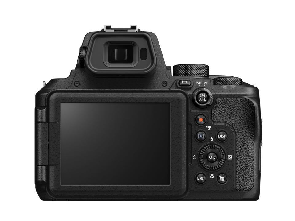 Nikon Coolpix D950 superzoom camera