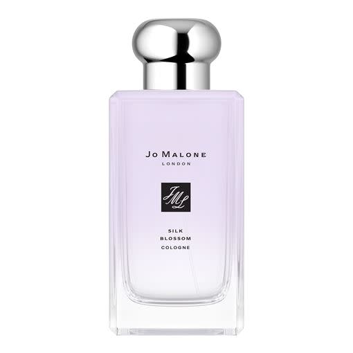 Jo Malone London 秘境花園限量系列「合歡花古龍水」。（圖／品牌提供）